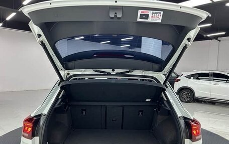 Volkswagen T-Roc I, 2022 год, 1 870 000 рублей, 13 фотография