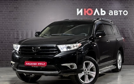 Toyota Highlander III, 2011 год, 1 976 000 рублей, 1 фотография