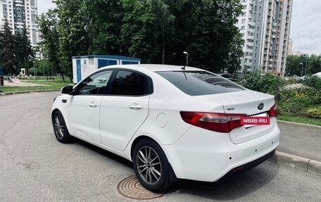 KIA Rio III рестайлинг, 2013 год, 15 фотография