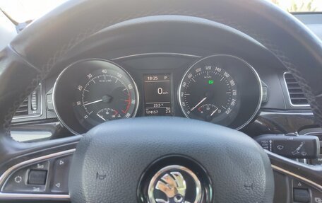 Skoda Superb III рестайлинг, 2015 год, 1 550 000 рублей, 21 фотография