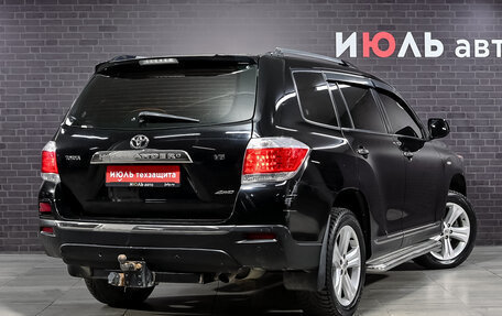 Toyota Highlander III, 2011 год, 1 976 000 рублей, 4 фотография
