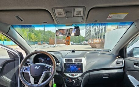 Hyundai Solaris II рестайлинг, 2011 год, 749 000 рублей, 9 фотография