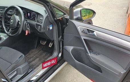 Volkswagen Golf VII, 2017 год, 2 200 000 рублей, 4 фотография
