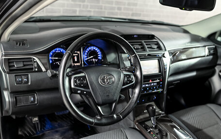 Toyota Camry, 2015 год, 1 950 000 рублей, 12 фотография