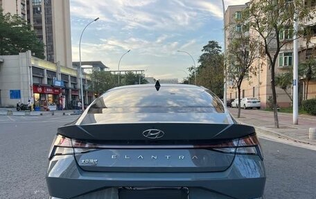 Hyundai Elantra, 2022 год, 1 316 000 рублей, 5 фотография