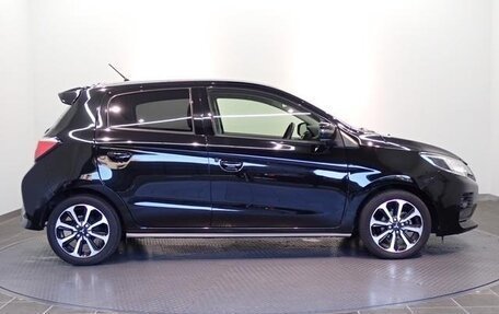 Mitsubishi Mirage VI рестайлинг, 2022 год, 830 000 рублей, 20 фотография