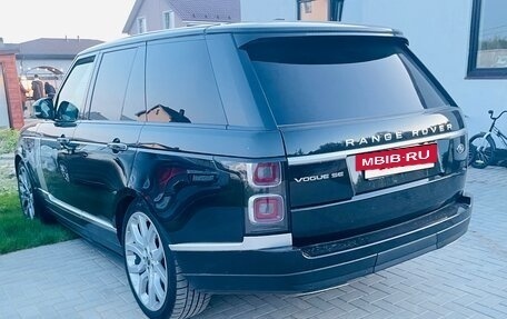Land Rover Range Rover IV рестайлинг, 2014 год, 3 460 000 рублей, 4 фотография