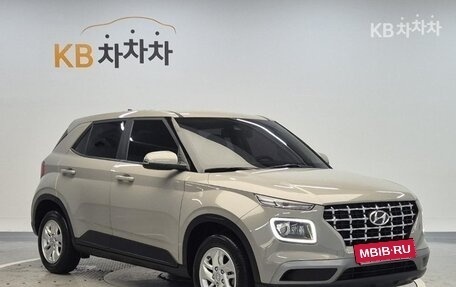 Hyundai Venue I, 2022 год, 1 390 000 рублей, 2 фотография