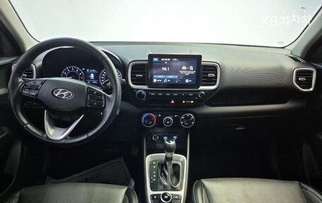 Hyundai Venue I, 2022 год, 1 390 000 рублей, 17 фотография