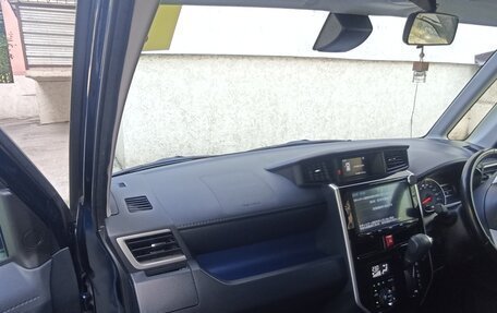Toyota Roomy I, 2018 год, 1 390 000 рублей, 7 фотография
