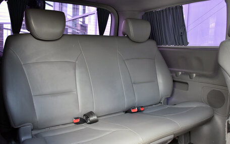 Hyundai Grand Starex Grand Starex I рестайлинг 2, 2015 год, 1 850 000 рублей, 19 фотография
