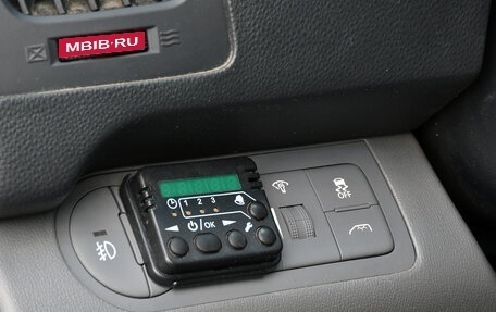 Hyundai Grand Starex Grand Starex I рестайлинг 2, 2015 год, 1 850 000 рублей, 13 фотография