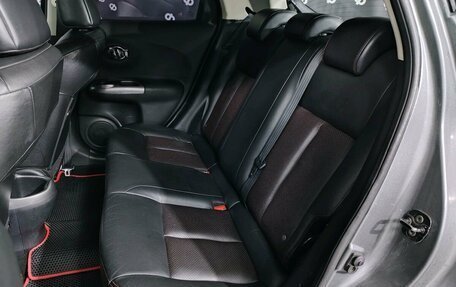 Nissan Juke II, 2011 год, 750 000 рублей, 13 фотография