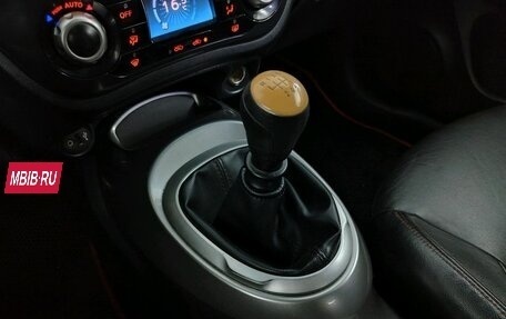 Nissan Juke II, 2011 год, 750 000 рублей, 16 фотография