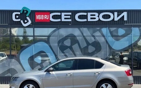 Skoda Octavia, 2019 год, 1 999 000 рублей, 8 фотография
