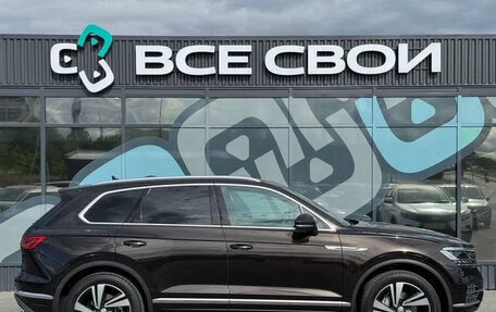 Volkswagen Touareg III, 2018 год, 4 800 000 рублей, 8 фотография