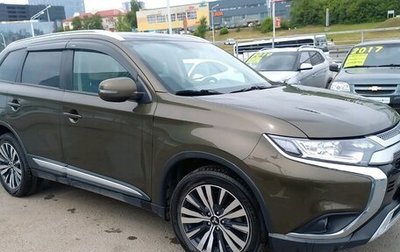 Mitsubishi Outlander III рестайлинг 3, 2018 год, 2 325 990 рублей, 1 фотография