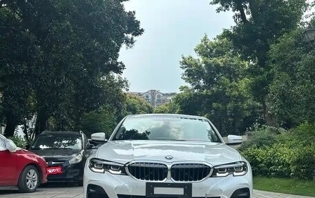 BMW 3 серия, 2022 год, 2 600 000 рублей, 1 фотография