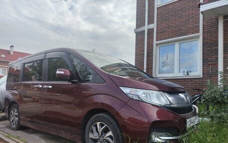 Honda Stepwgn IV, 2017 год, 2 170 000 рублей, 3 фотография
