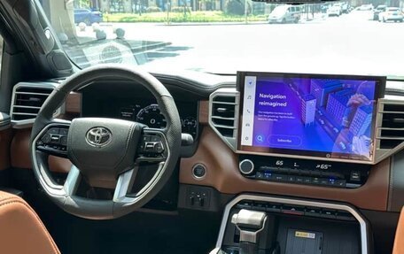 Toyota Tundra, 2022 год, 10 100 000 рублей, 12 фотография