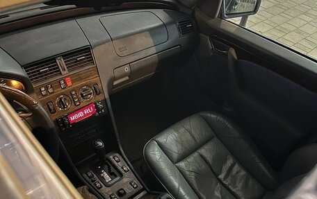 Mercedes-Benz C-Класс, 1995 год, 370 000 рублей, 18 фотография