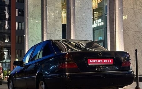Mercedes-Benz C-Класс, 1995 год, 370 000 рублей, 4 фотография