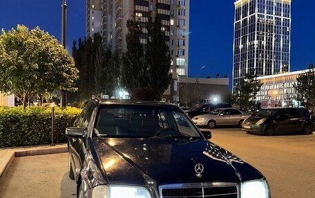 Mercedes-Benz C-Класс, 1995 год, 370 000 рублей, 24 фотография