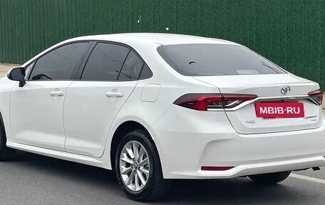 Toyota Corolla, 2022 год, 1 100 000 рублей, 10 фотография