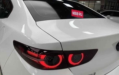 Mazda 3, 2022 год, 2 050 000 рублей, 5 фотография