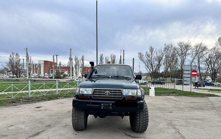 Toyota Land Cruiser 80 рестайлинг, 1996 год, 3 000 000 рублей, 17 фотография