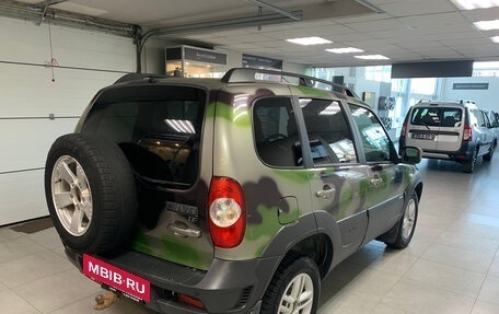 Chevrolet Niva I рестайлинг, 2017 год, 690 000 рублей, 4 фотография
