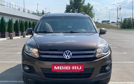 Volkswagen Tiguan I, 2016 год, 1 599 990 рублей, 2 фотография