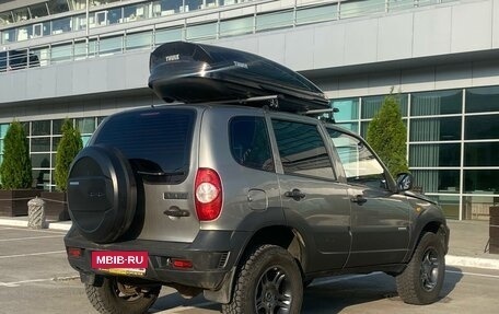 Chevrolet Niva I рестайлинг, 2010 год, 485 990 рублей, 6 фотография