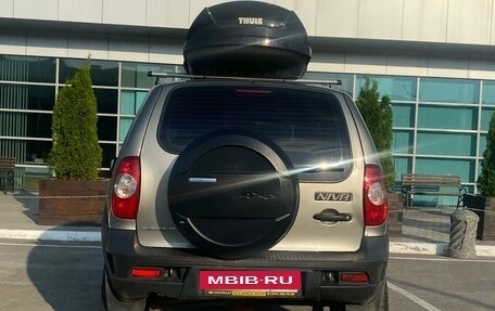 Chevrolet Niva I рестайлинг, 2010 год, 485 990 рублей, 5 фотография