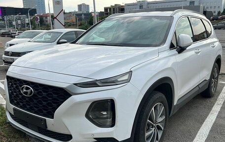 Hyundai Santa Fe IV, 2018 год, 2 799 990 рублей, 2 фотография