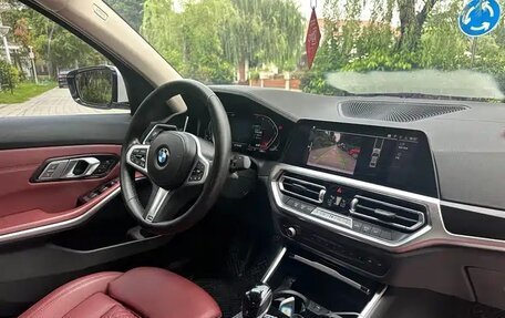 BMW 3 серия, 2022 год, 2 600 000 рублей, 8 фотография