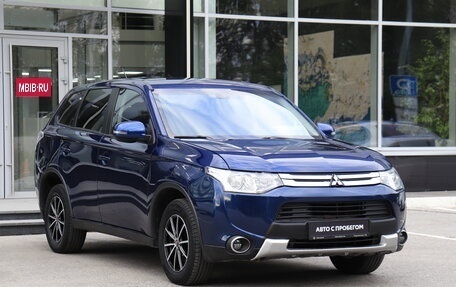 Mitsubishi Outlander III рестайлинг 3, 2014 год, 1 381 000 рублей, 3 фотография