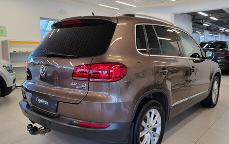 Volkswagen Tiguan I, 2015 год, 1 590 000 рублей, 2 фотография