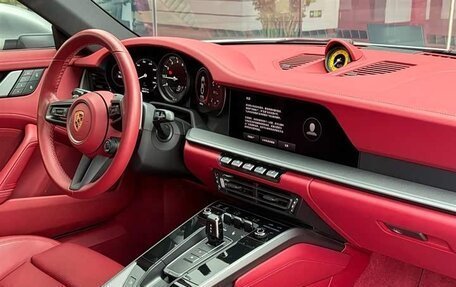 Porsche 911, 2022 год, 12 900 777 рублей, 10 фотография