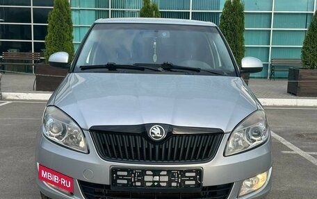Skoda Fabia II, 2012 год, 599 990 рублей, 2 фотография
