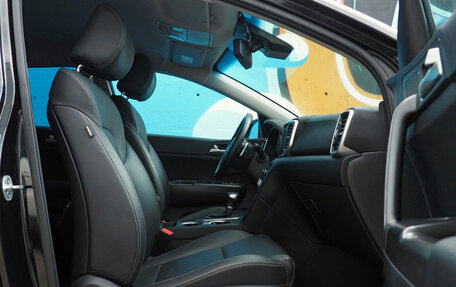 KIA Sportage IV рестайлинг, 2019 год, 2 635 990 рублей, 8 фотография