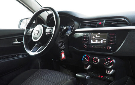 KIA Rio IV, 2020 год, 1 487 990 рублей, 7 фотография