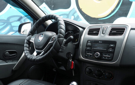 Renault Logan II, 2019 год, 1 055 990 рублей, 6 фотография