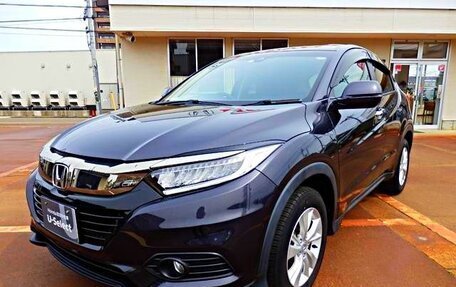 Honda Vezel, 2021 год, 1 600 000 рублей, 7 фотография