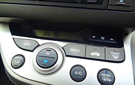 Honda Stream II, 2014 год, 990 000 рублей, 21 фотография