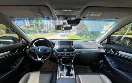 Honda Accord IX рестайлинг, 2021 год, 1 770 000 рублей, 14 фотография