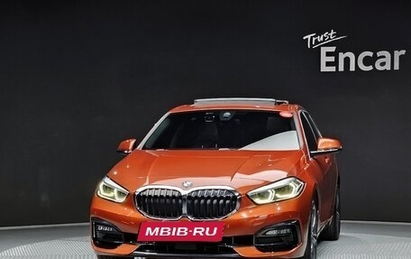 BMW 1 серия, 2021 год, 2 330 000 рублей, 4 фотография
