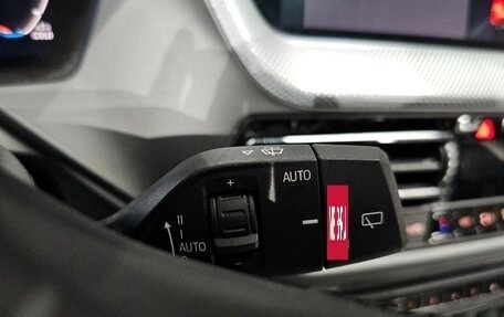 BMW 1 серия, 2021 год, 2 330 000 рублей, 7 фотография
