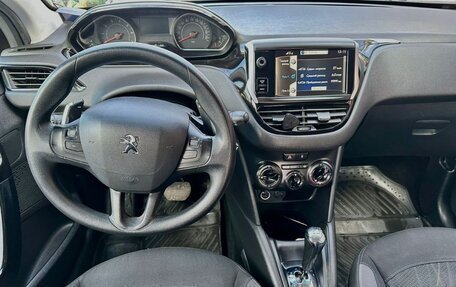 Peugeot 208 II, 2014 год, 610 000 рублей, 4 фотография