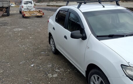 Renault Logan II, 2017 год, 550 000 рублей, 3 фотография
